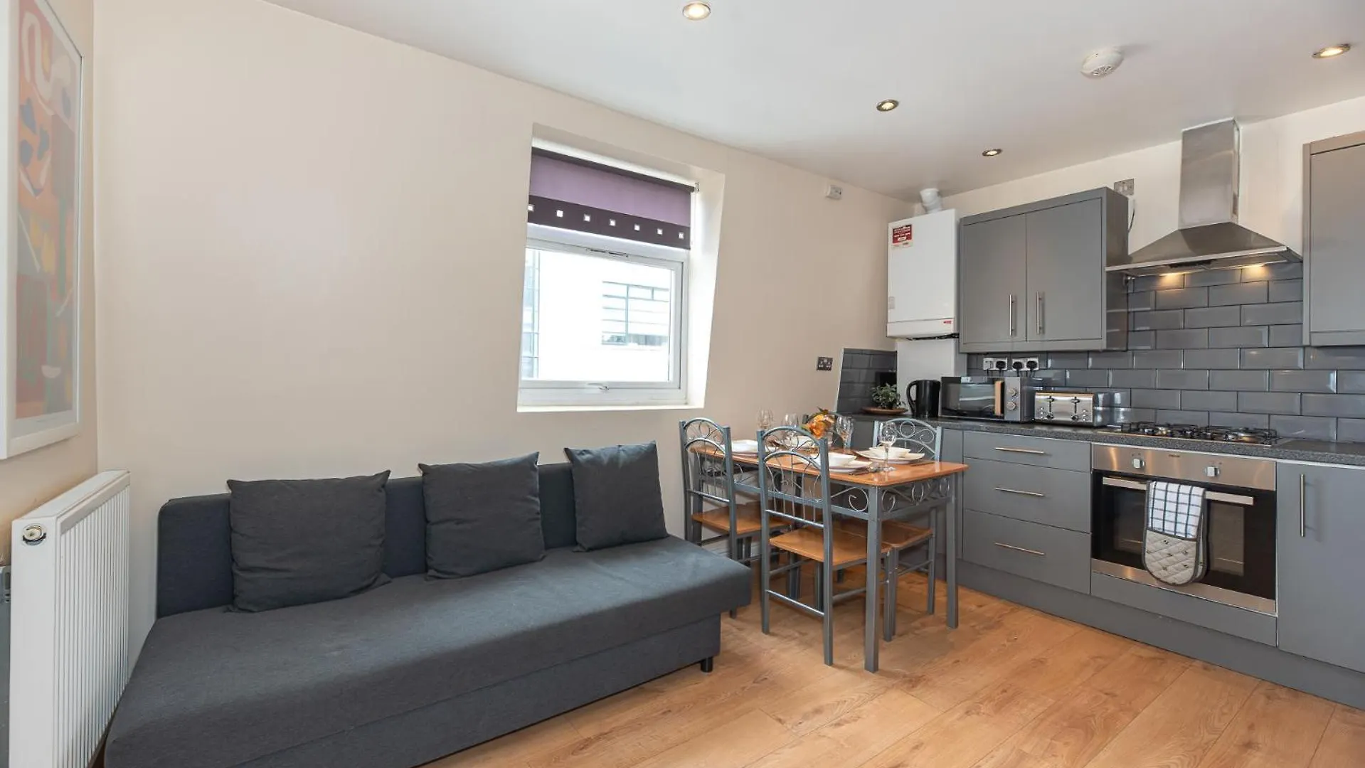 Lovely 3 Bedroom Flat , Aldgate, Tower Hill, Whitechapel location