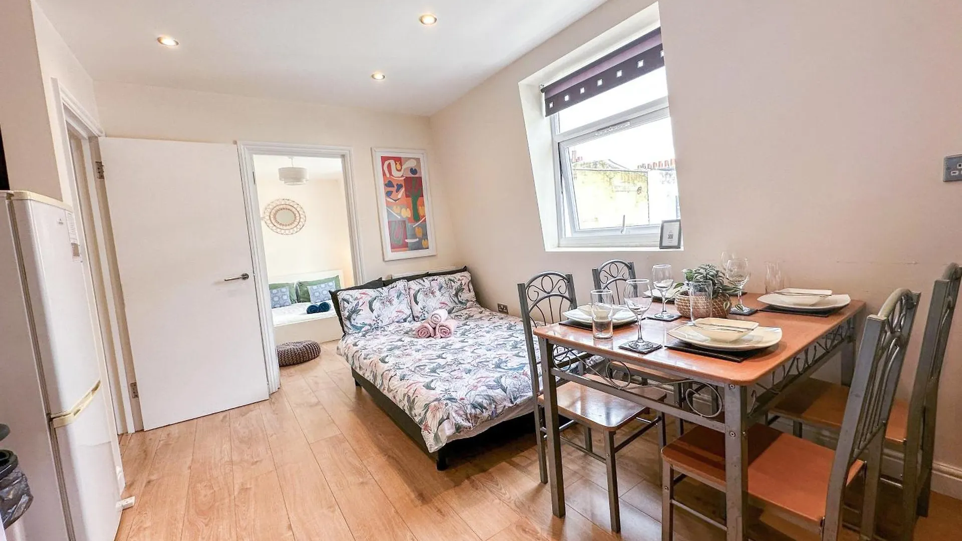 Lovely 3 Bedroom Flat , Aldgate, Tower Hill, Whitechapel London United Kingdom